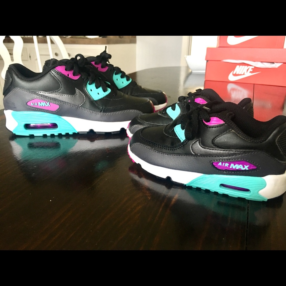 Women Nike shoes